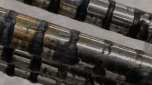 Yoğun metal çapağı ve demir tozuyla kaplanmış yüksek çekim güçlü manyetik çubuklar.